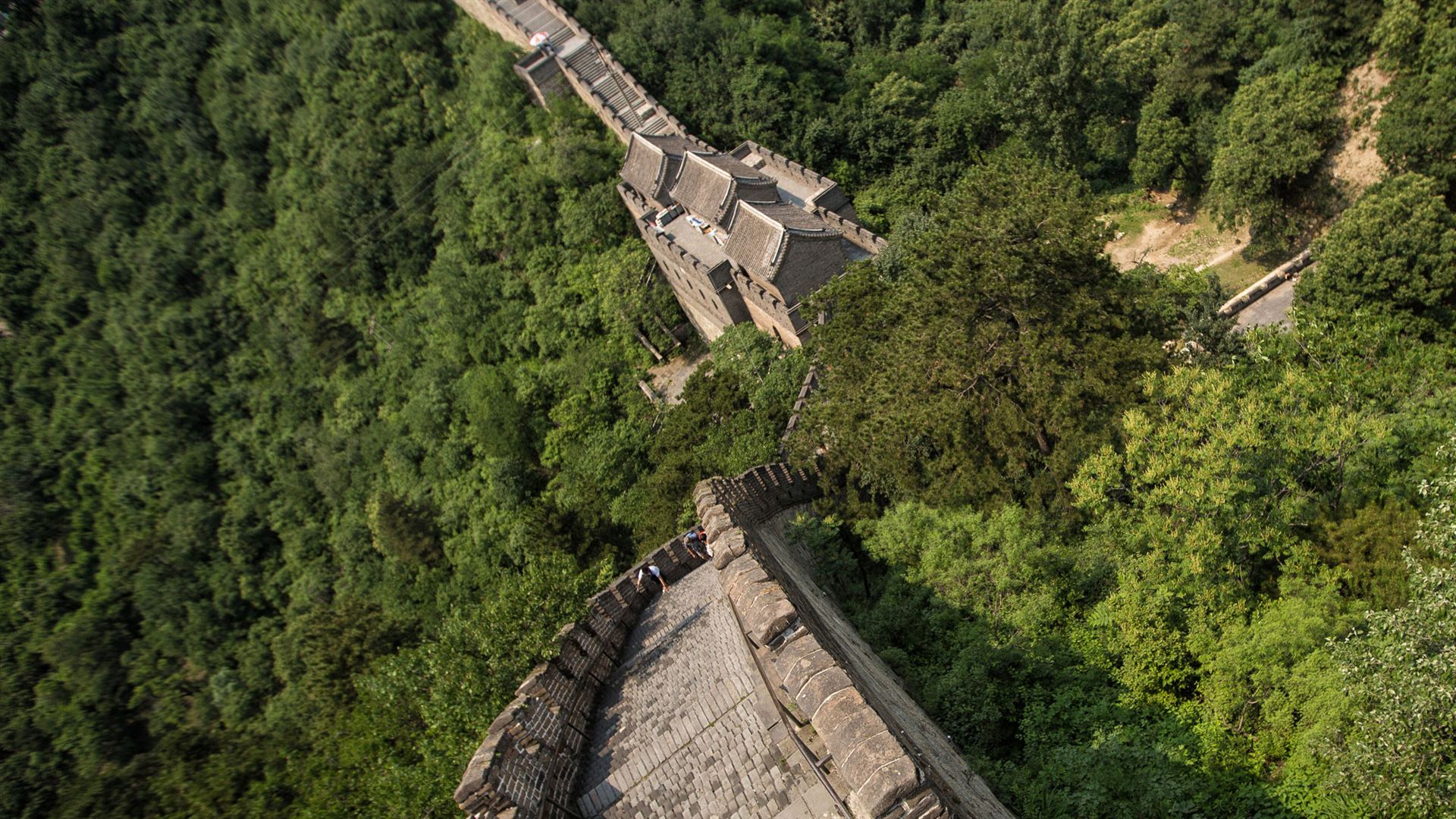 China & Vietnam: The Great Wall to Ho Chi Minh
