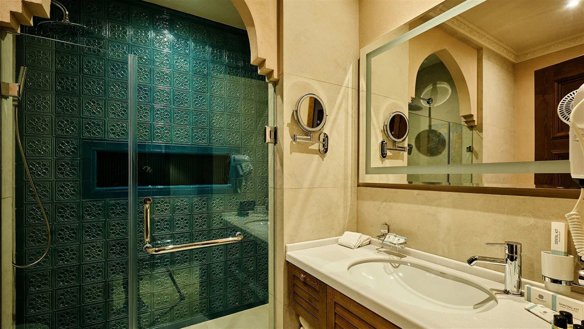 Signature: The Five Stans & the Heart of the Silk Road