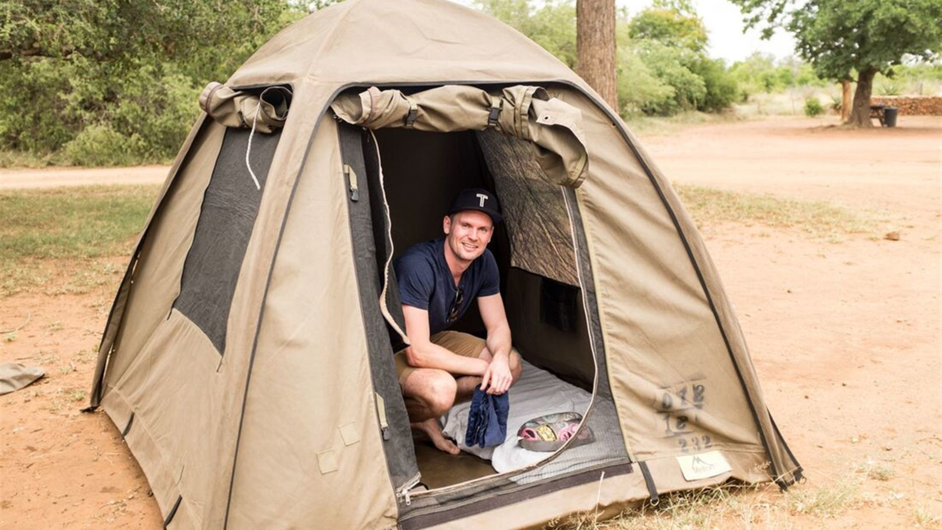 Gorillas, Game Parks & Beaches