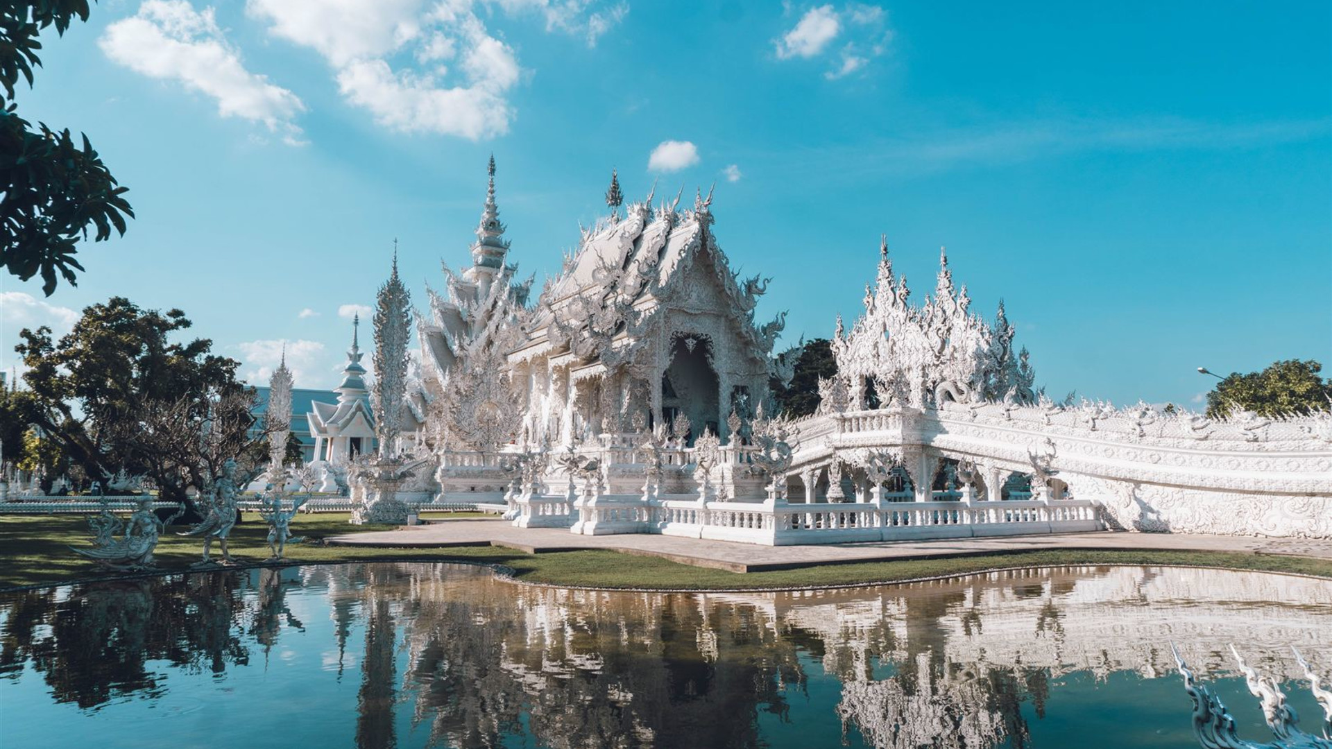 Wonders of Thailand: A Cultural Journey from Bangkok to Phuket
