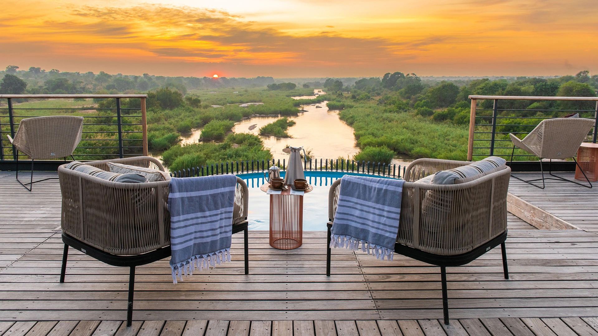 Signature: Kruger, Victoria Falls & Botswana’s Untamed Wonders