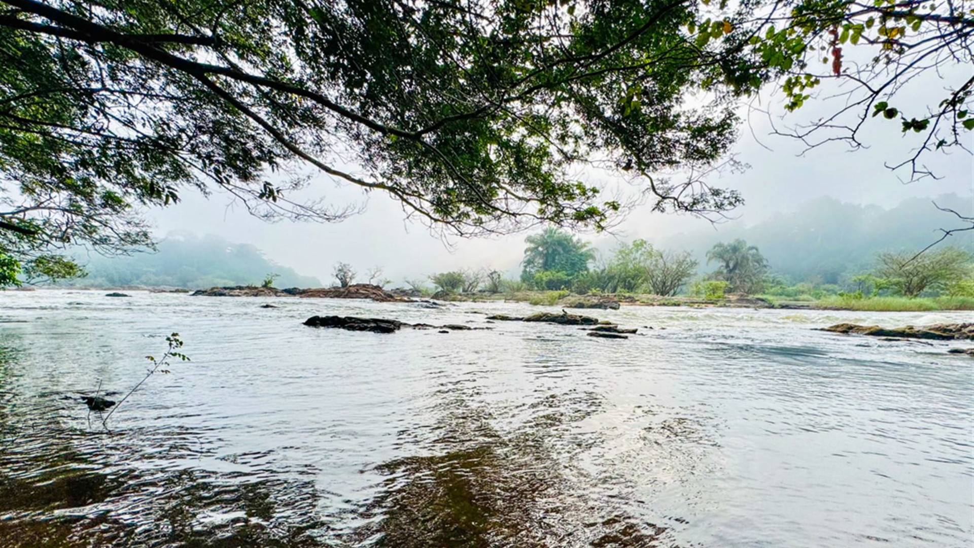 Sierra Leone Adventure: History, Culture & Nature