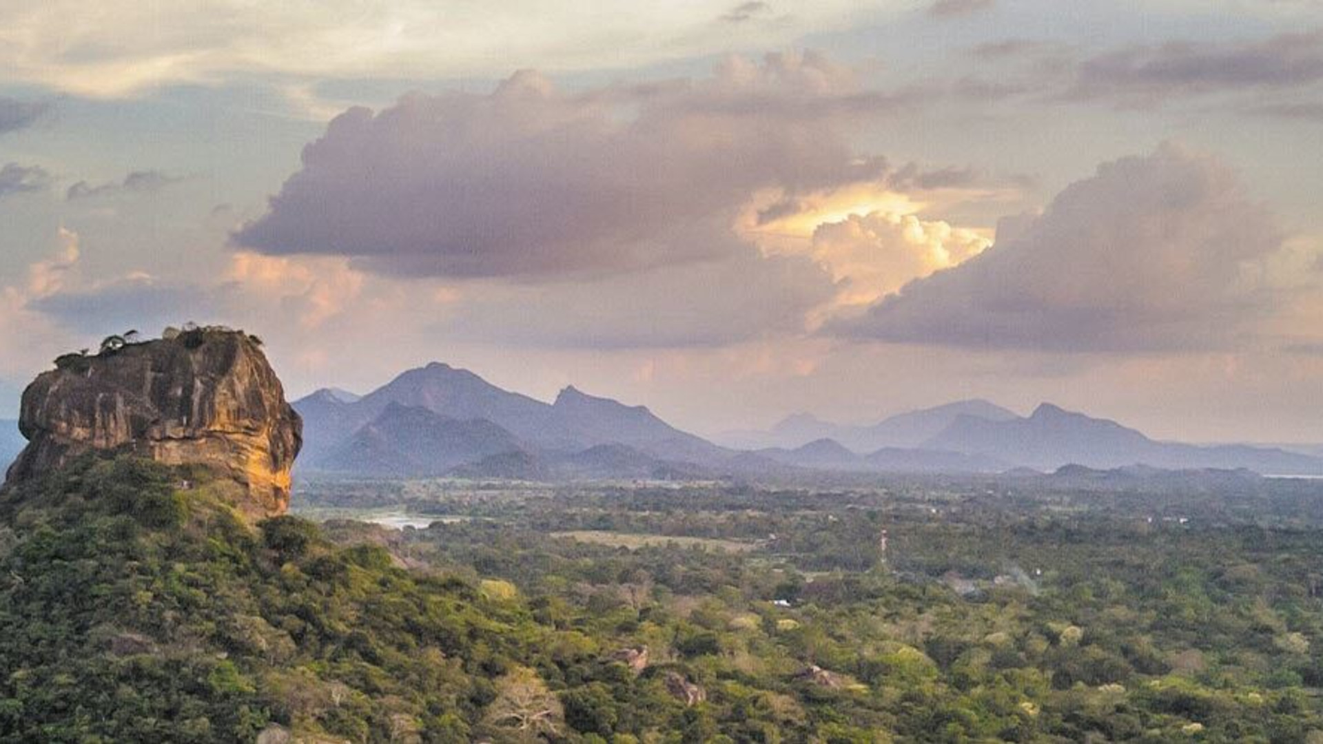 Premium Sri Lanka in Depth