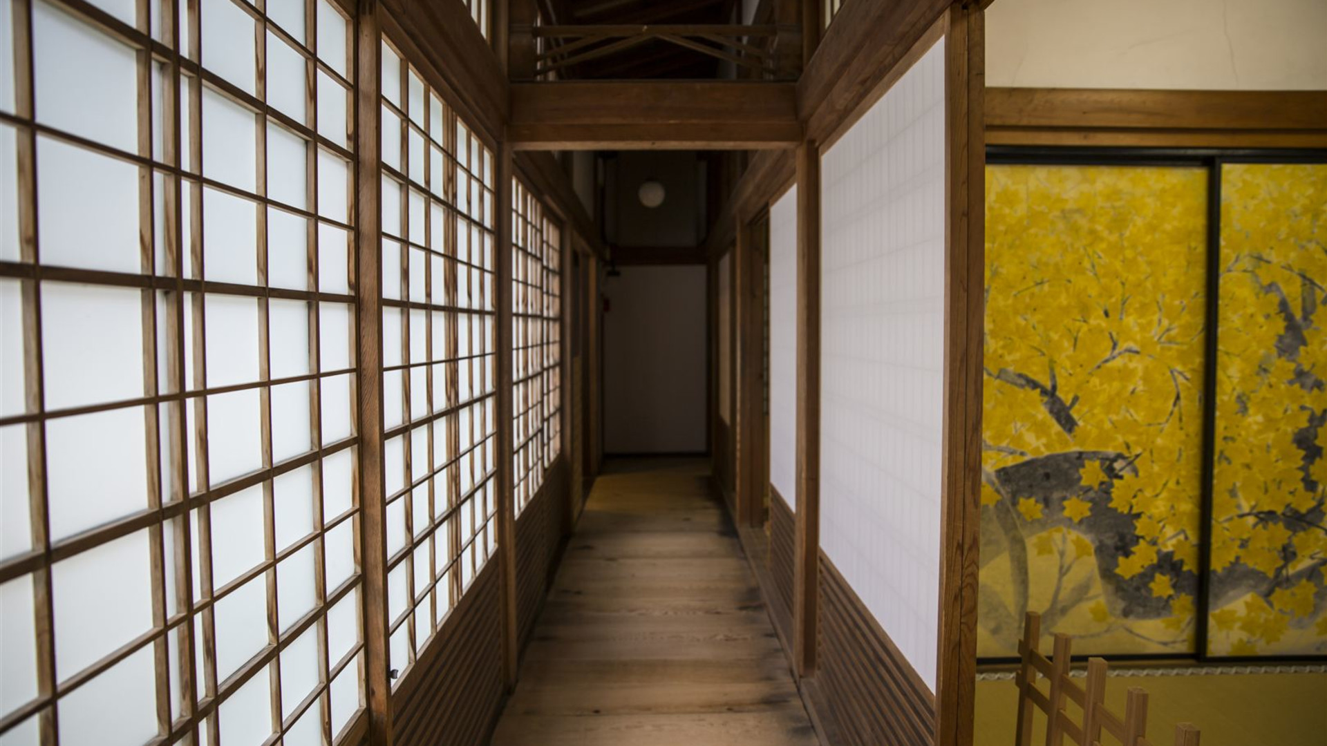 Korea und Japan eingeschlossen