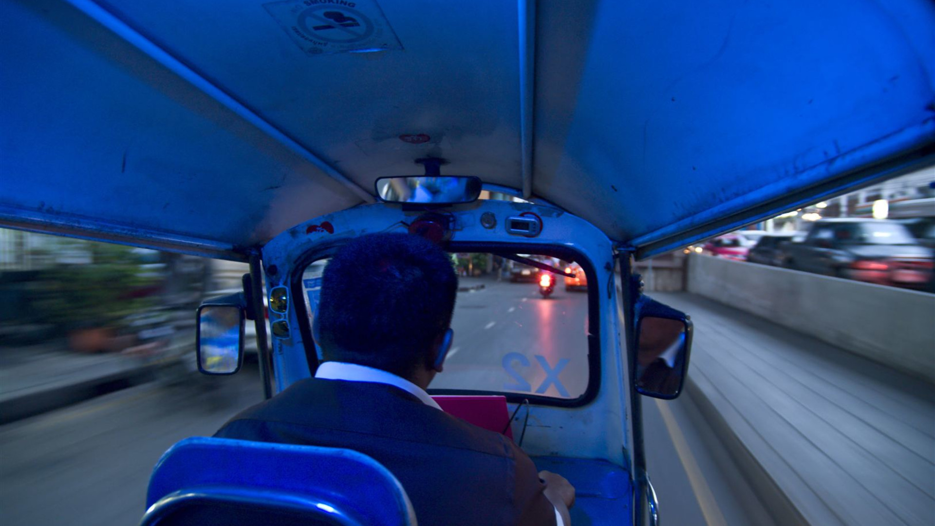 Bangkok Day Tour: Multi-transport Highlights (full day)