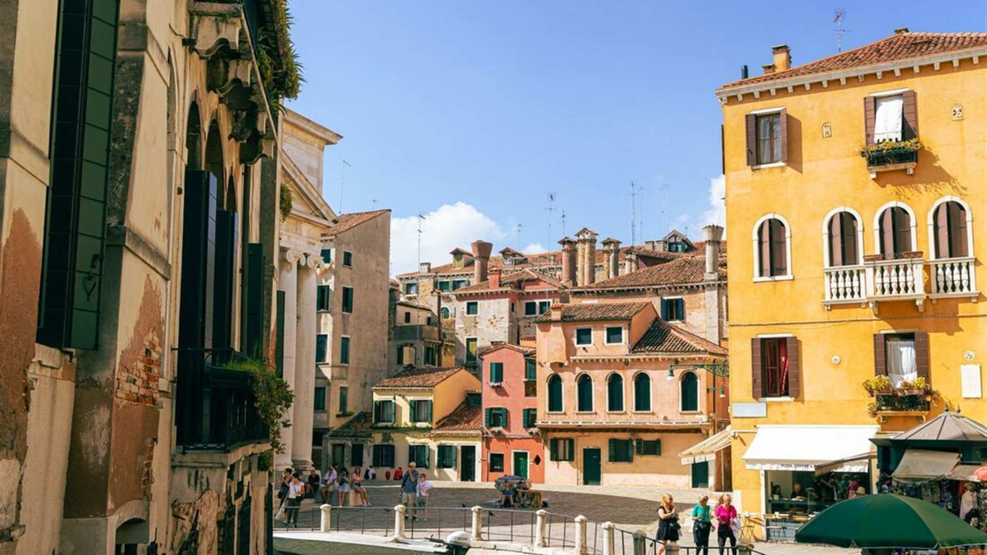 18 to 35s Epic Europe: Central and Italy