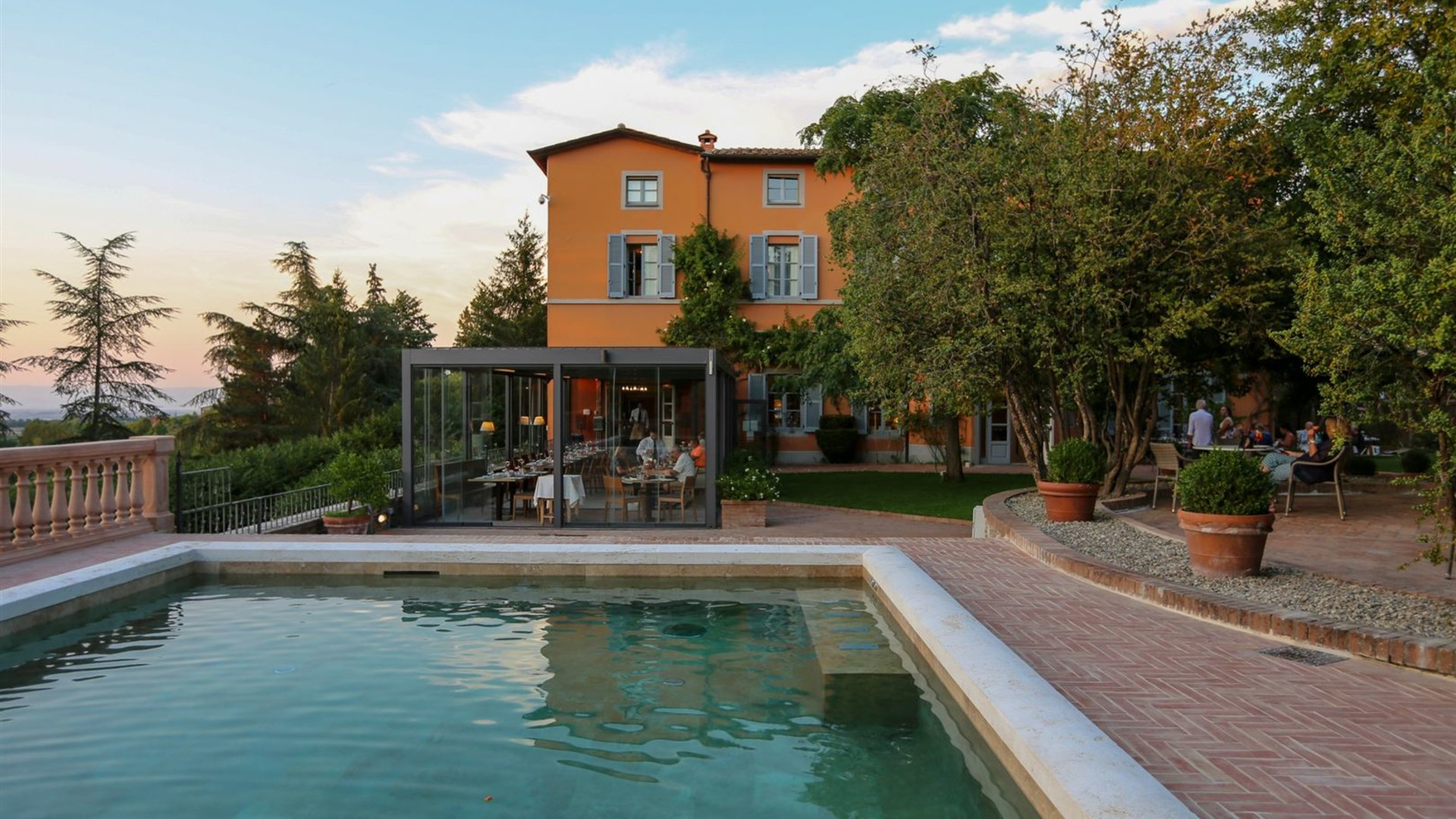 Italy: Florence to Rome, Walking the Vineyards of Tuscany and Umbria