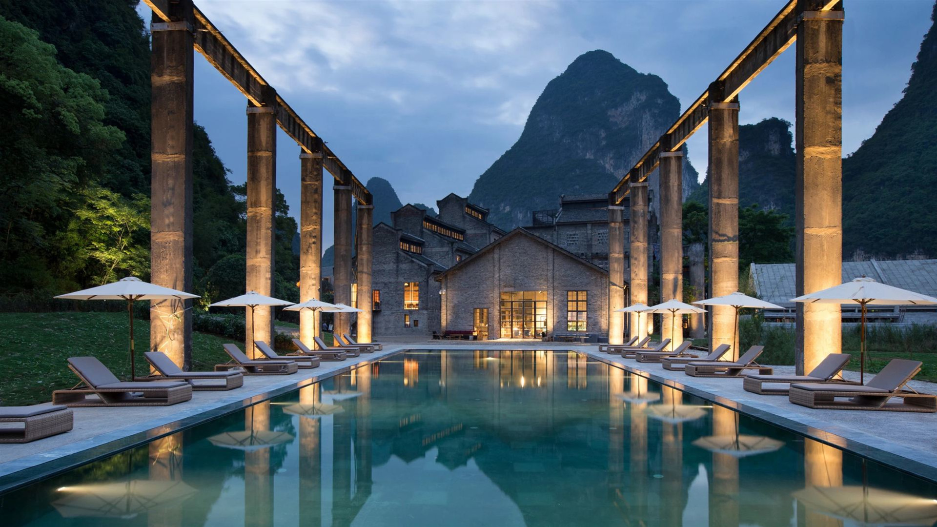 Signature: Southwest China from Shangri-La to Shanghai