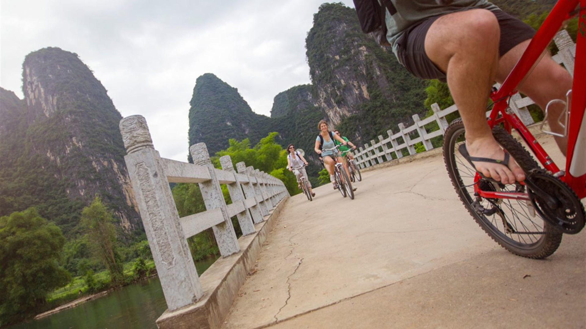 Signature: Southwest China from Shangri-La to Shanghai