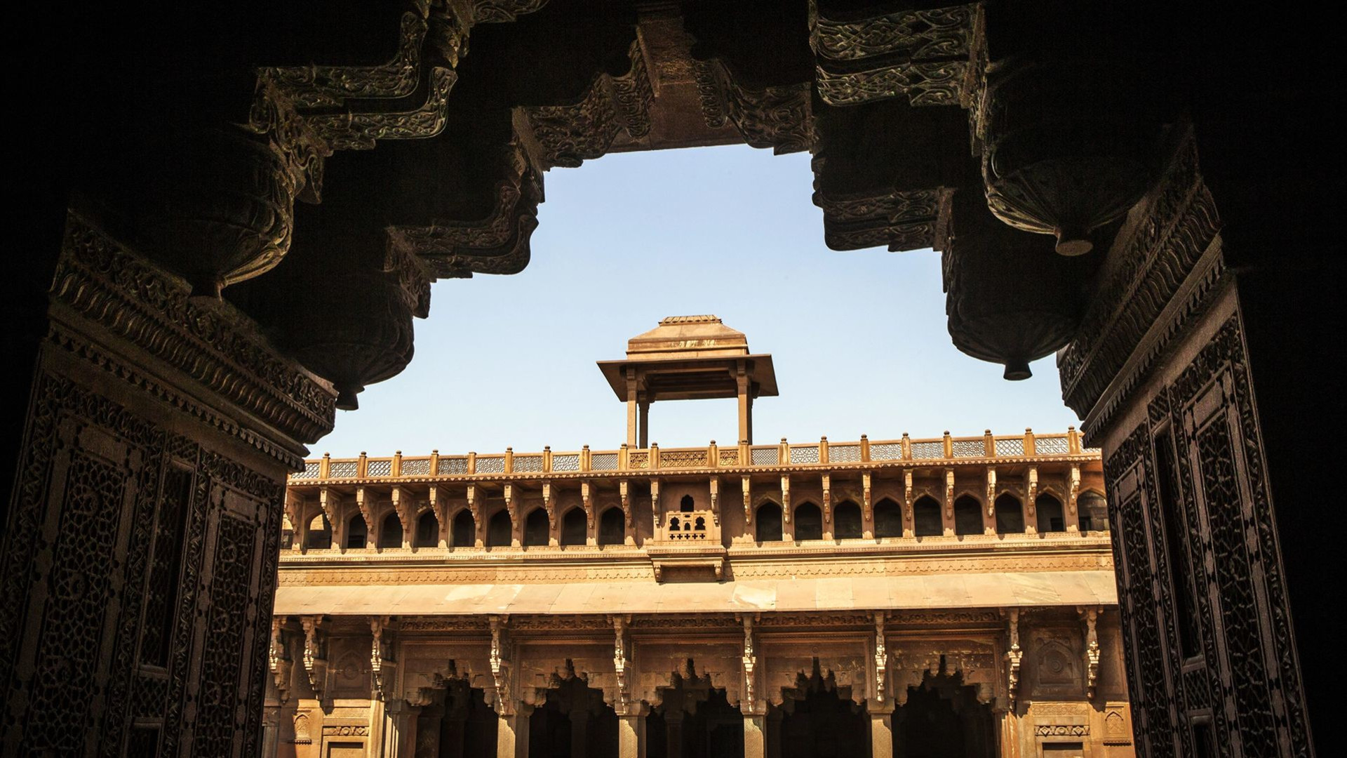 India: The Golden Triangle & Rural Rajasthan