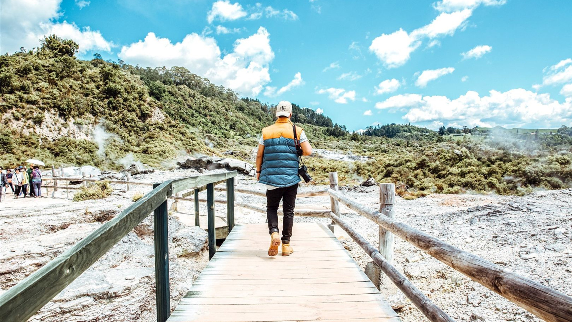 New Zealand: Sun and Steam