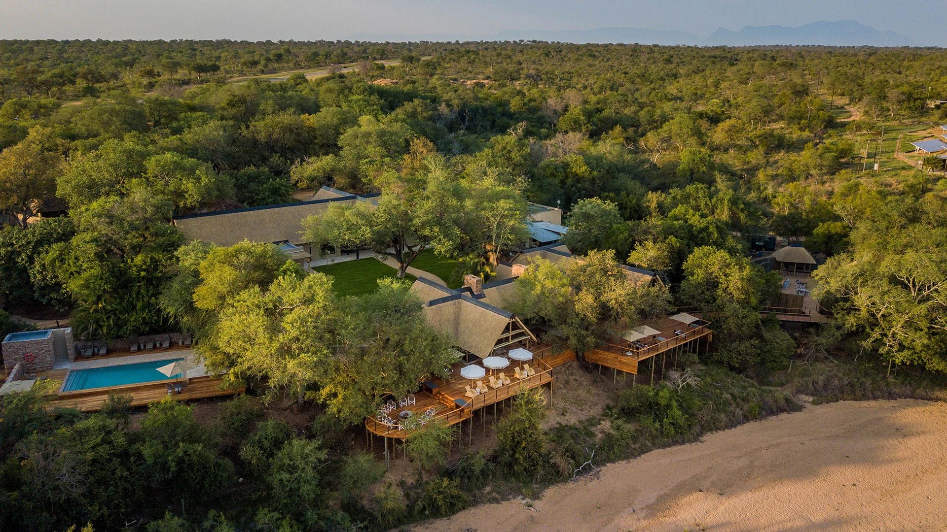 Signature: Southern Africa’s Highlights, Cape Town to the Okavango Delta