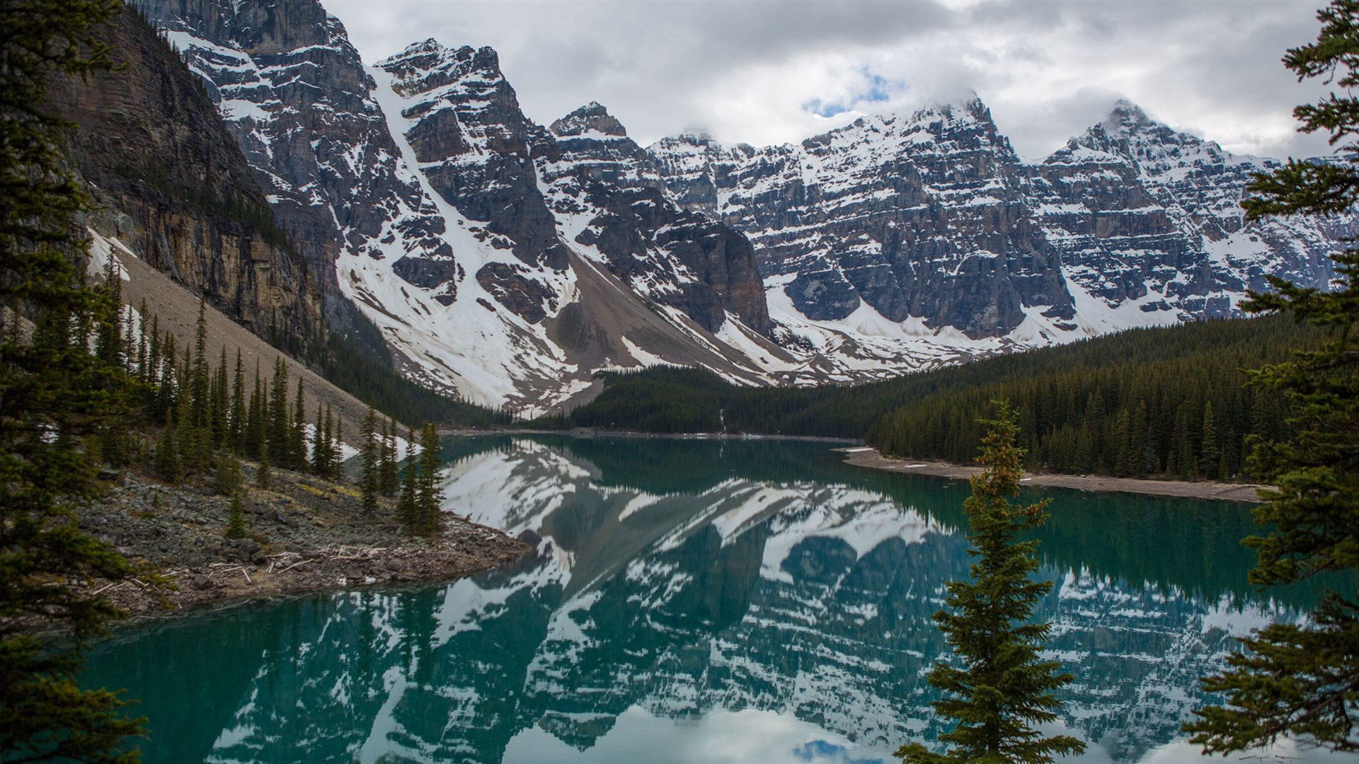 Signature: Canada's Rocky Mountains, Banff & Indigenous Traditions