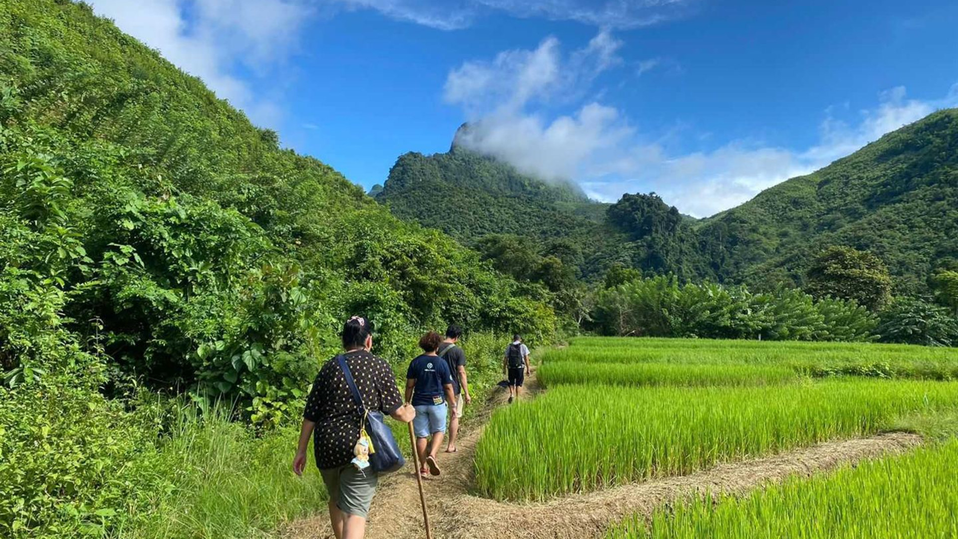 Thailand nach Laos: Kanchanaburi, Chiang Rai & das ländliche Laos