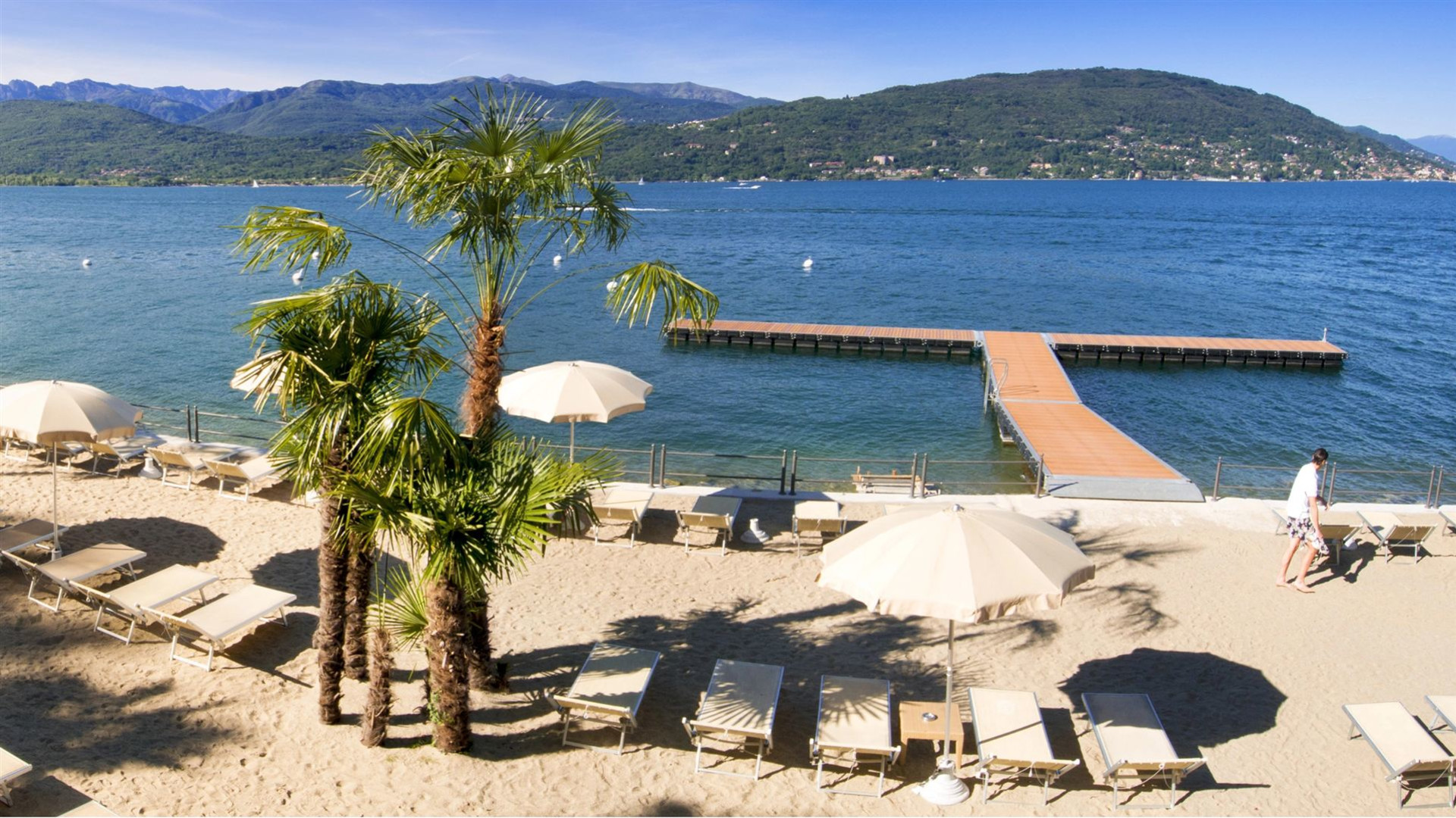 Signature: Iconic Trains of Switzerland & Italy's Lake District