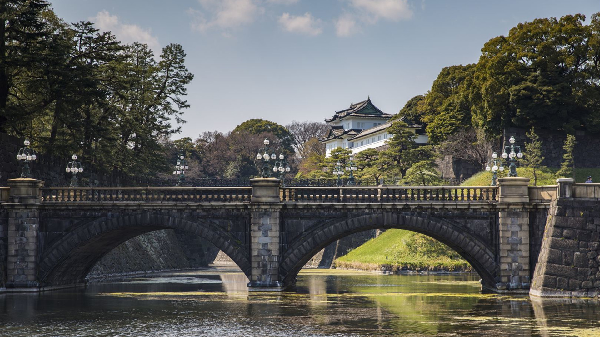 Korea und Japan eingeschlossen