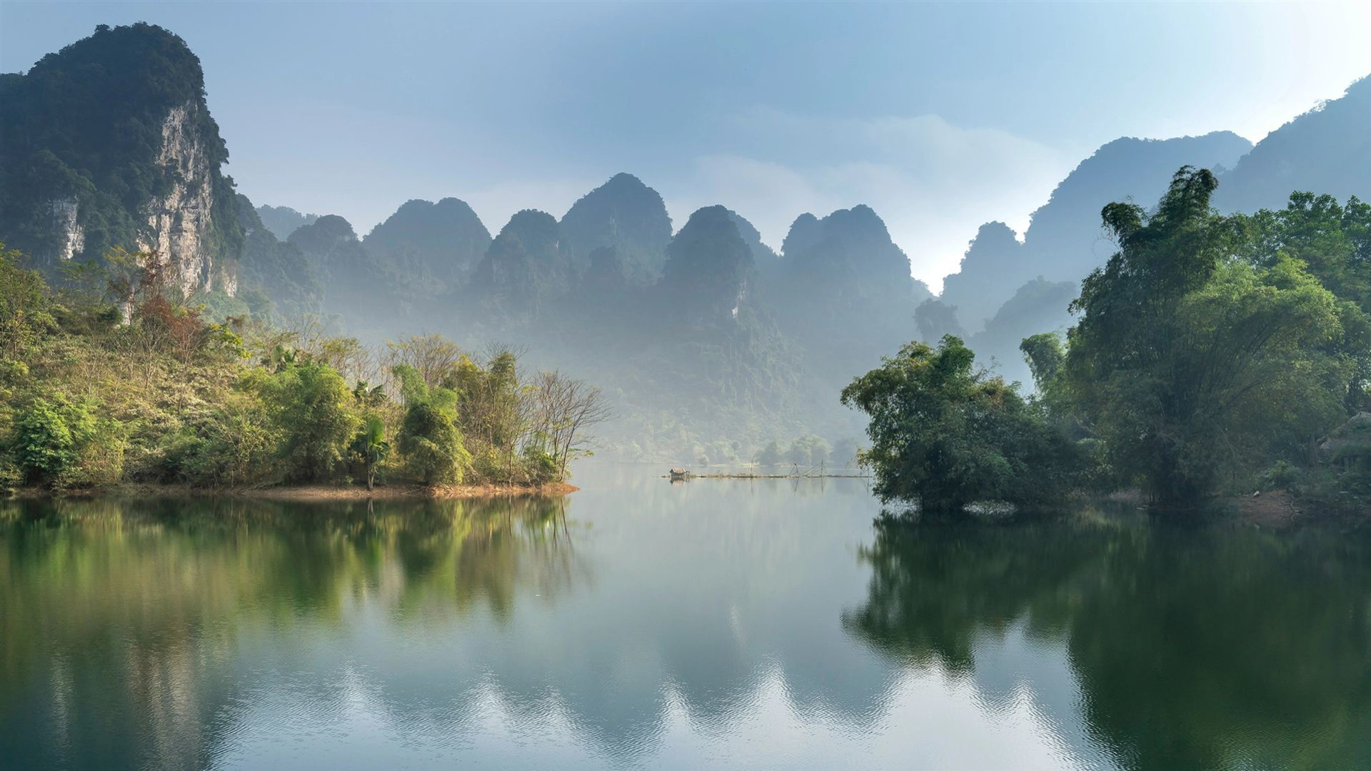 Signature: Southwest China from Shangri-La to Shanghai