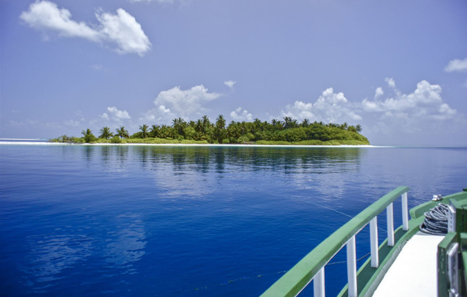 Maldives Cruise: Indian Ocean Dhoni Life