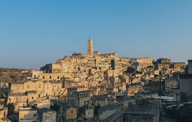 Walking in Puglia & Matera