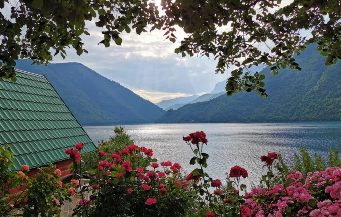 Cycle the Balkans