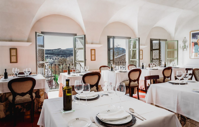 Spain: Vibrant Cities & Countryside Walks
