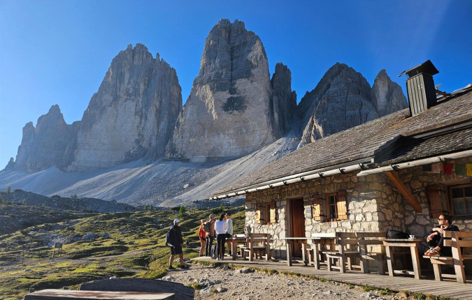 Classic Dolomites Hikes - Premium Adventure
