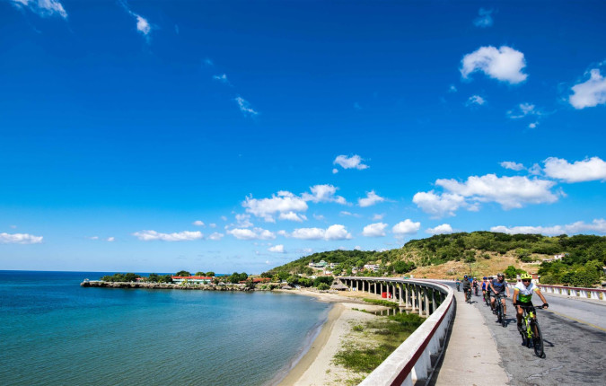 Cycling Cuba