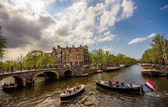 Cycling from Amsterdam to Brussels