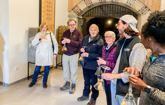 Loire Valley: Walks, Wine & Chateaux