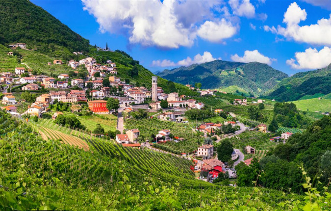 Walk The Prosecco Hills & Hidden Venice