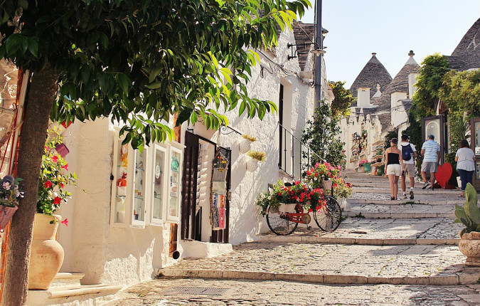 Walking in Puglia & Matera