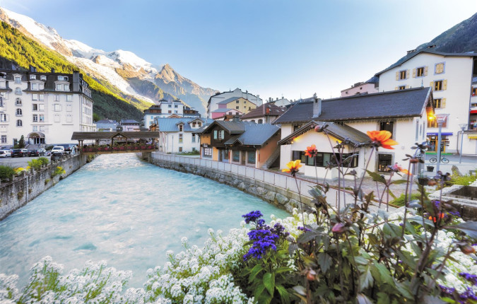 Tour du Mont Blanc Hotel Trek