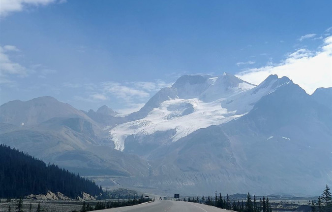 Discover the Canadian Rockies: Jasper to Banff
