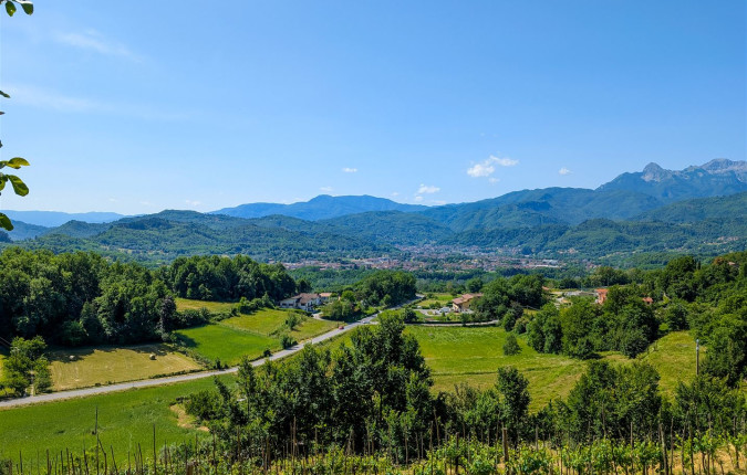 Walking in Tuscany