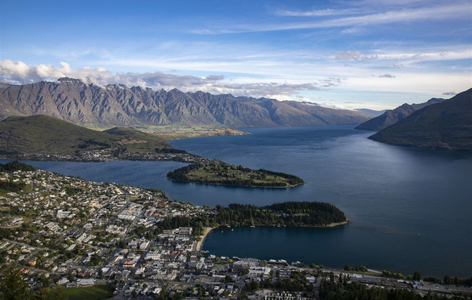 Journeys: Iconic Australia and New Zealand