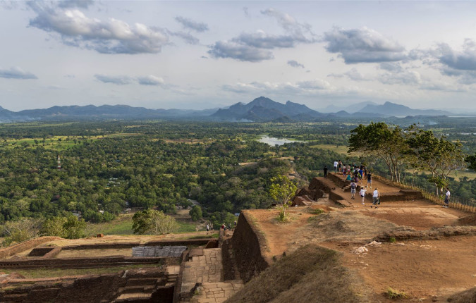 Journeys: Discover Sri Lanka