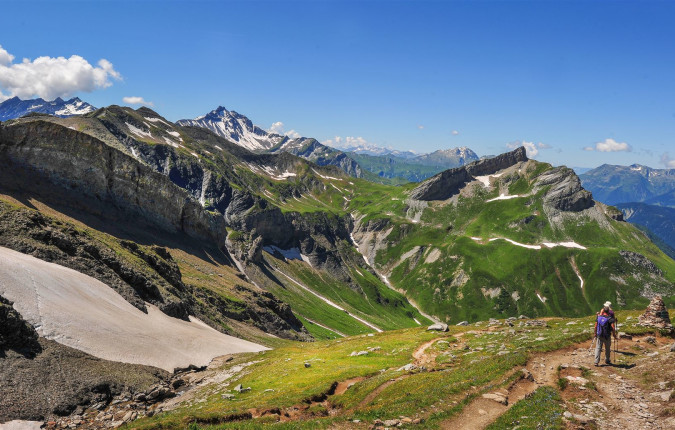 Tour du Mont Blanc Hotel Trek