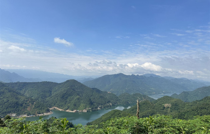 Trails of Vietnam