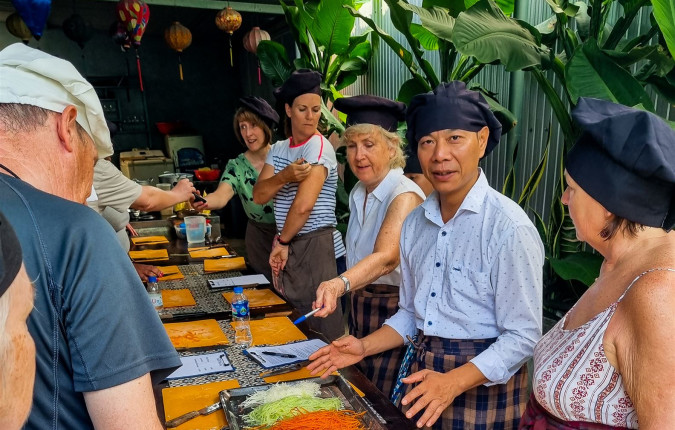 Vietnam & Angkor - Premium Adventure
