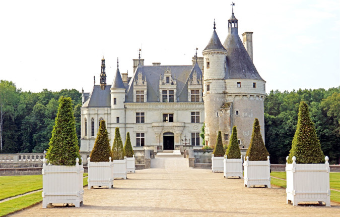 Loire Valley: Walks, Wine & Chateaux