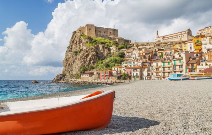 Highlights of Calabria, Mount Etna & Sicily