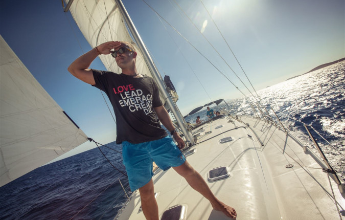 Sailing Greece - Santorini to Mykonos
