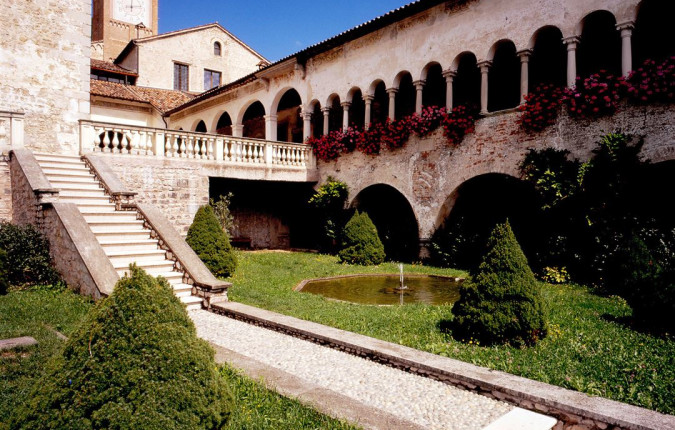 Walk The Prosecco Hills & Hidden Venice