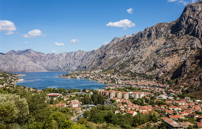 Cycle the Balkans