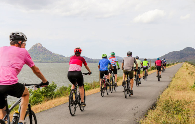 Cycle the Back Roads of Sri Lanka