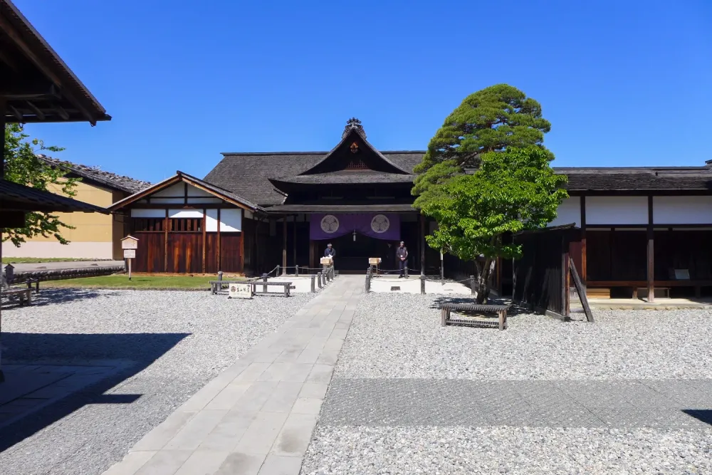 Takayama - Beautiful Traditional Townscape Nestled in the Japanese