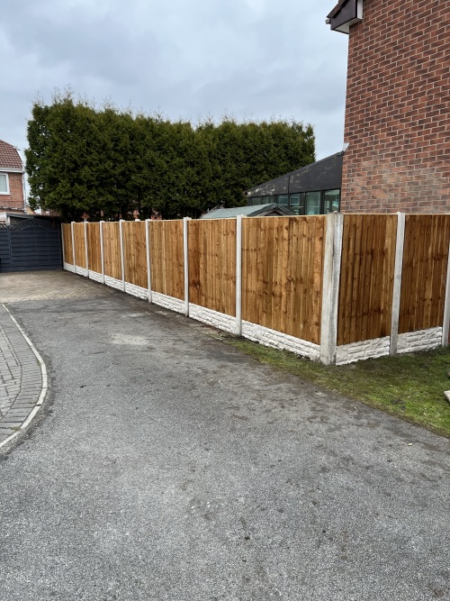 Rct Fencing in Kirkby, L32