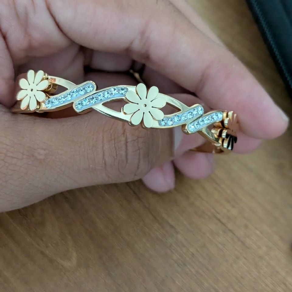Jewellery photo shared by Jiya