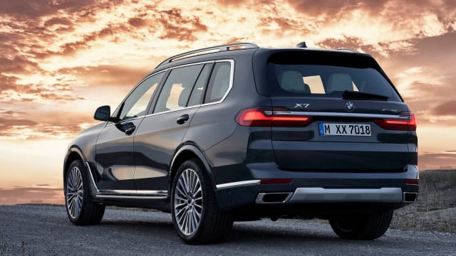 BMW X7