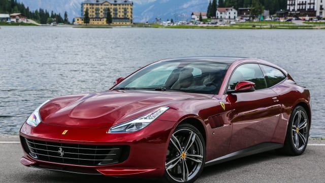 Ferrari GTC4Lusso